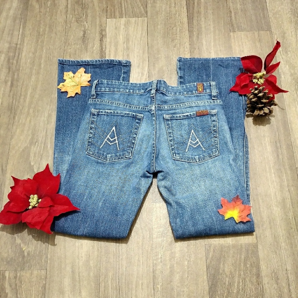 Beautiful 7 For All Mankind Jeans (A pocket)
